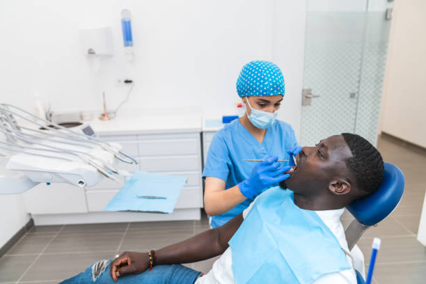 Best Emergency Dentist for Knocked-Out Tooth in Wellston, MO